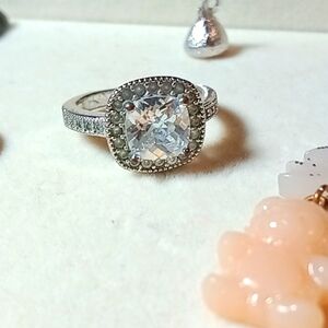 Stunning Cushion-Cut Halo Engagement-Style Ring – Size 8 1/2